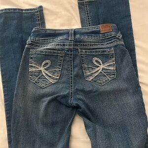 Wallflower Women's Denim Boot Cut Jeans with Embroidered Pockets